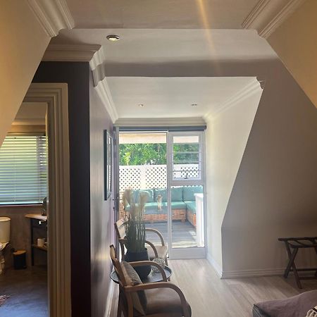Yebo Boutique Guesthouse Сомерсет-Уэст Экстерьер фото