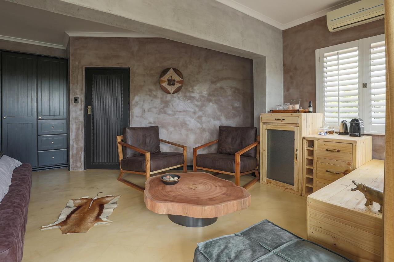 Yebo Boutique Guesthouse Сомерсет-Уэст Экстерьер фото