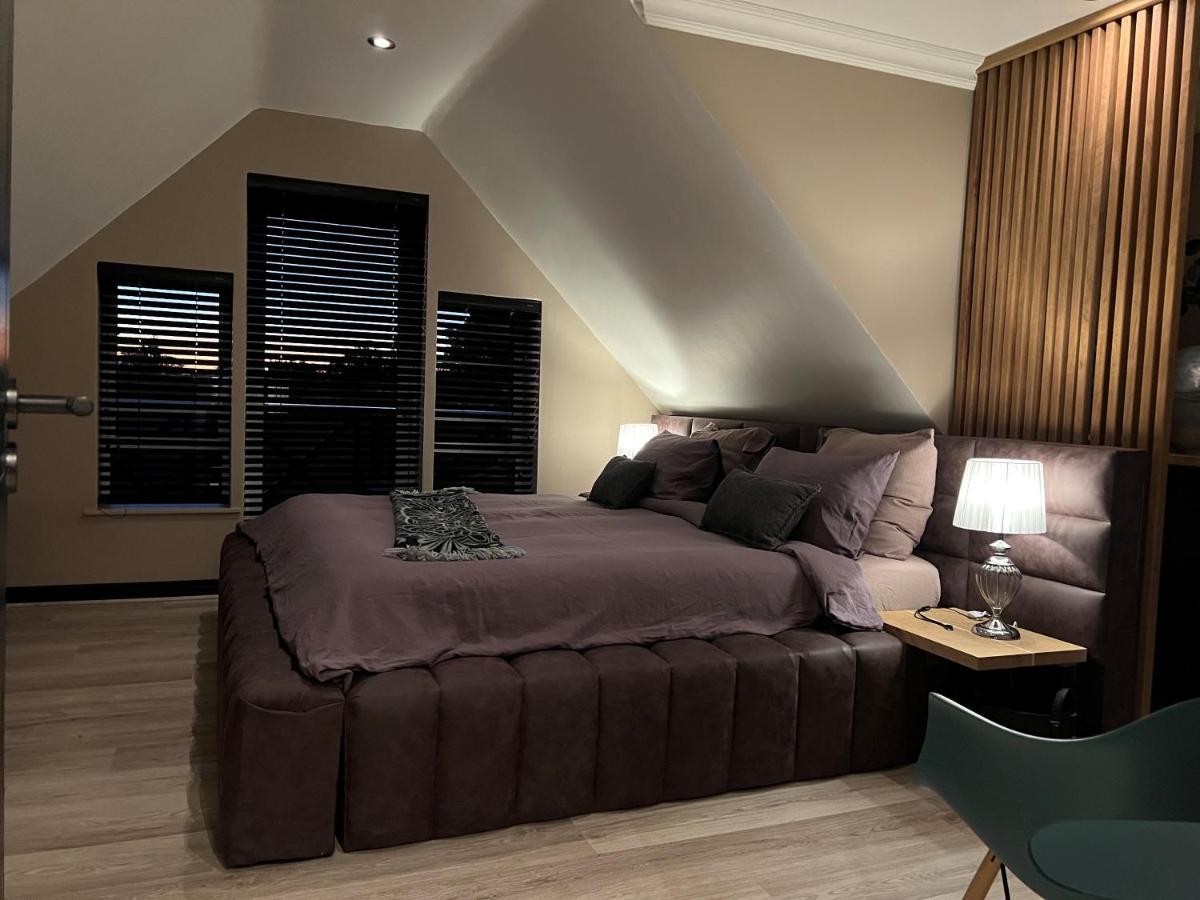 Yebo Boutique Guesthouse Сомерсет-Уэст Экстерьер фото